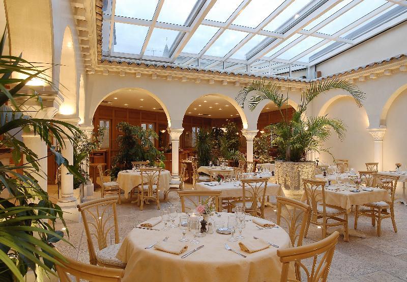 Hotel Le Rempart Tournus Εξωτερικό φωτογραφία